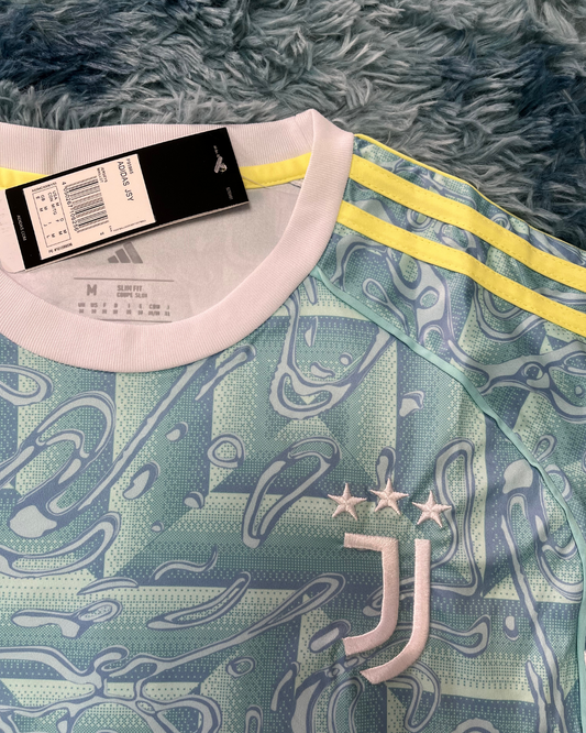 CAMISETA MVRK X JUV3