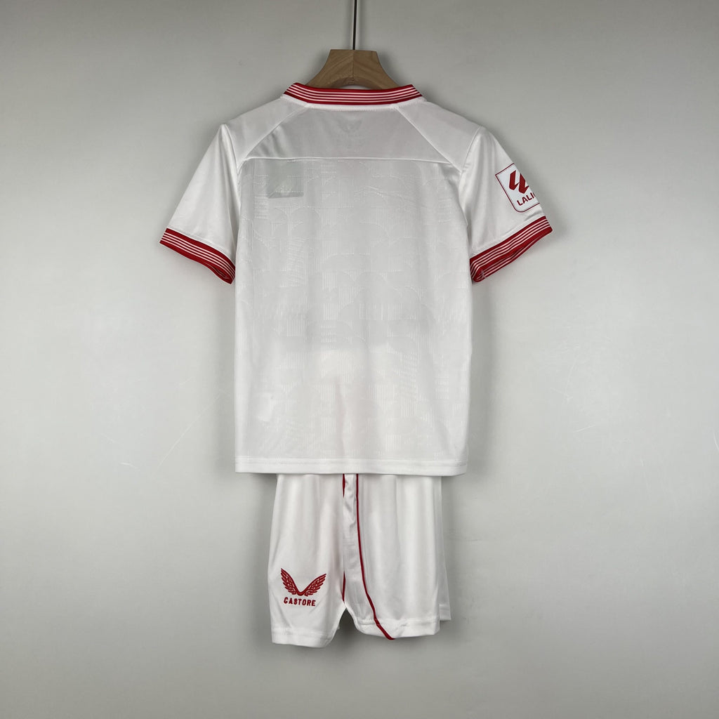 CONJUNTO NIÑO SEVILLA 23/24