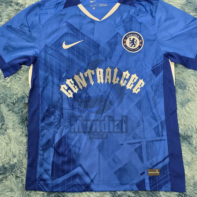 CAMISETA CH3LSE4 X C3NTR4L CEE
