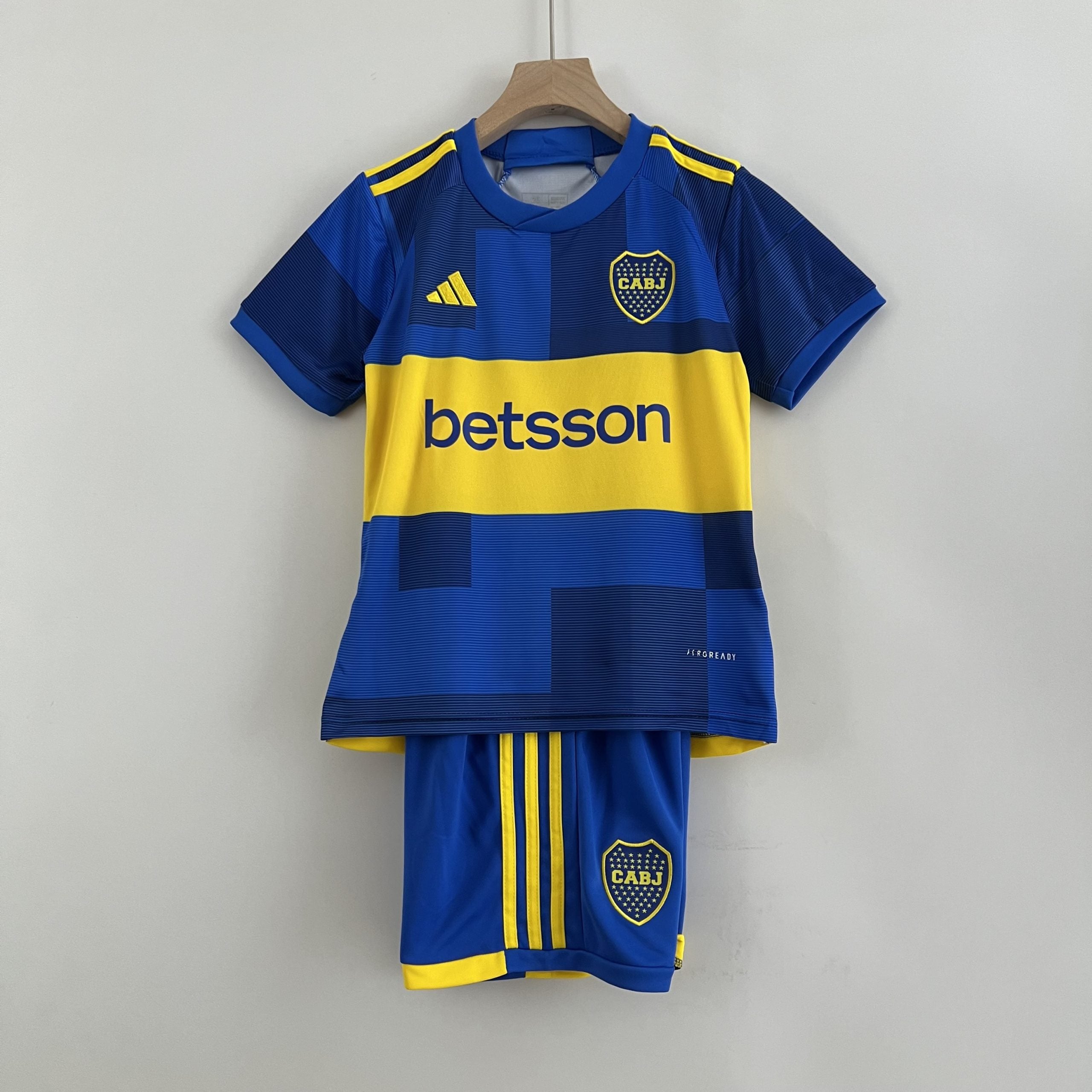 CONJUNTO NIÑO BOCA 23/24
