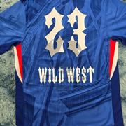 CAMISETA CH3LSE4 X C3NTR4L CEE