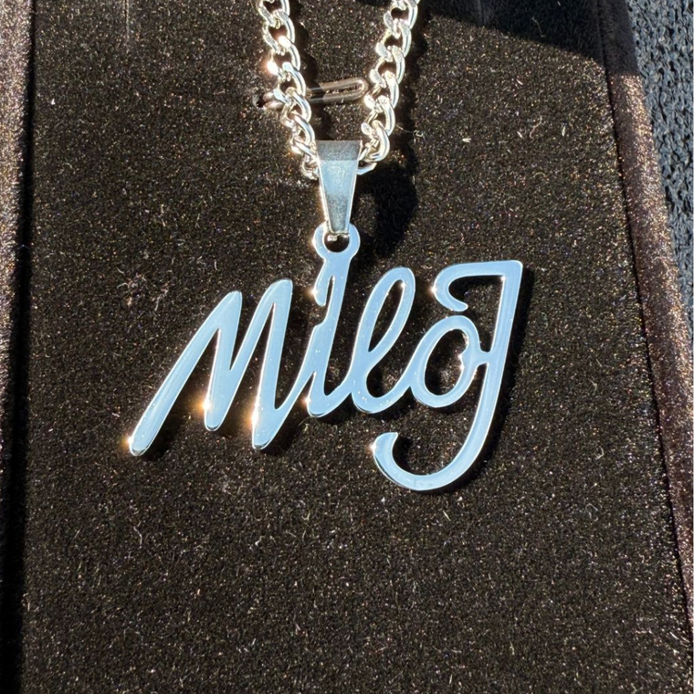 Colgante MILOJ NOMBRE