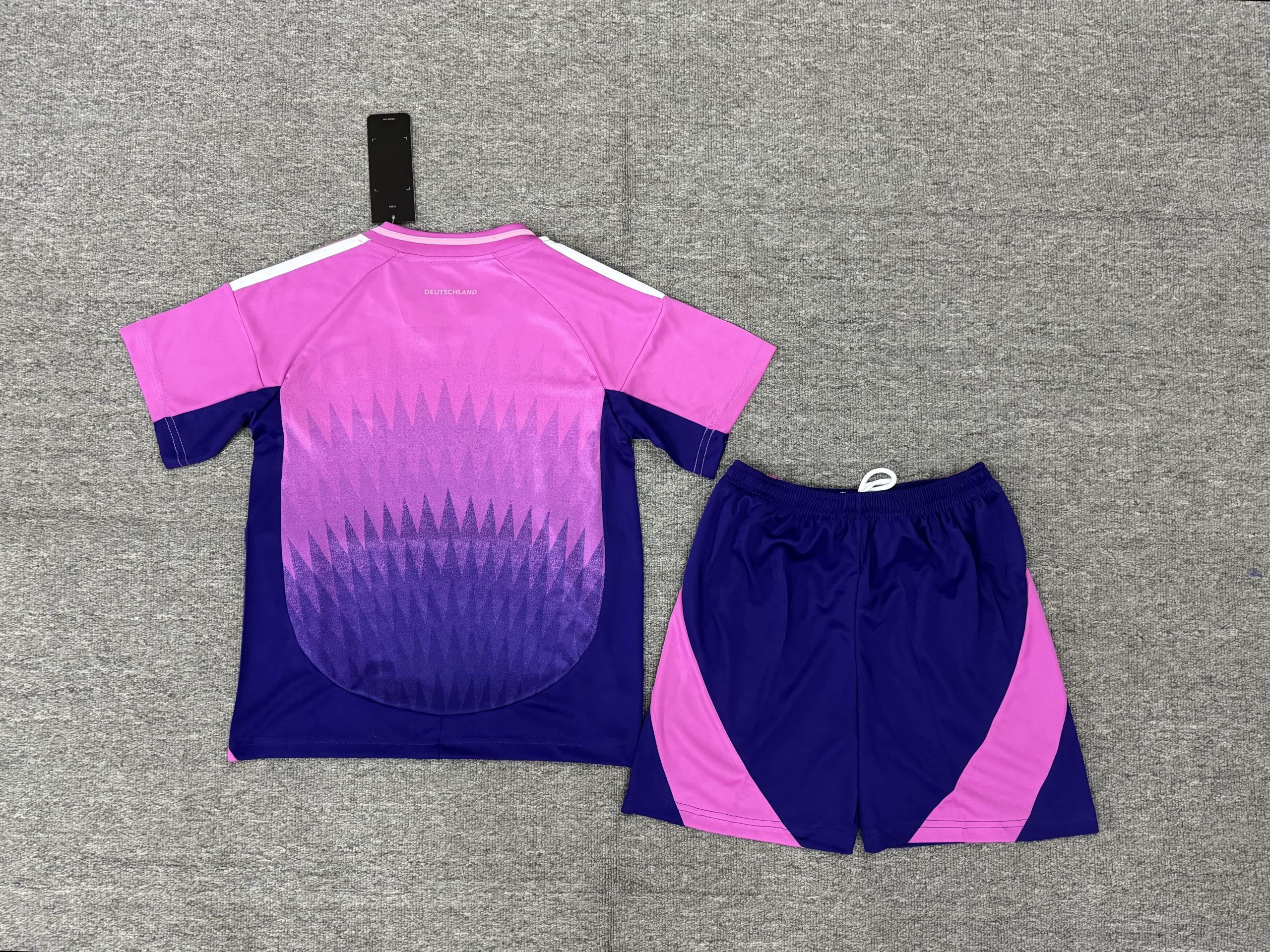 CONJUNTO NIÑO ALEMANIA (2) 24/25