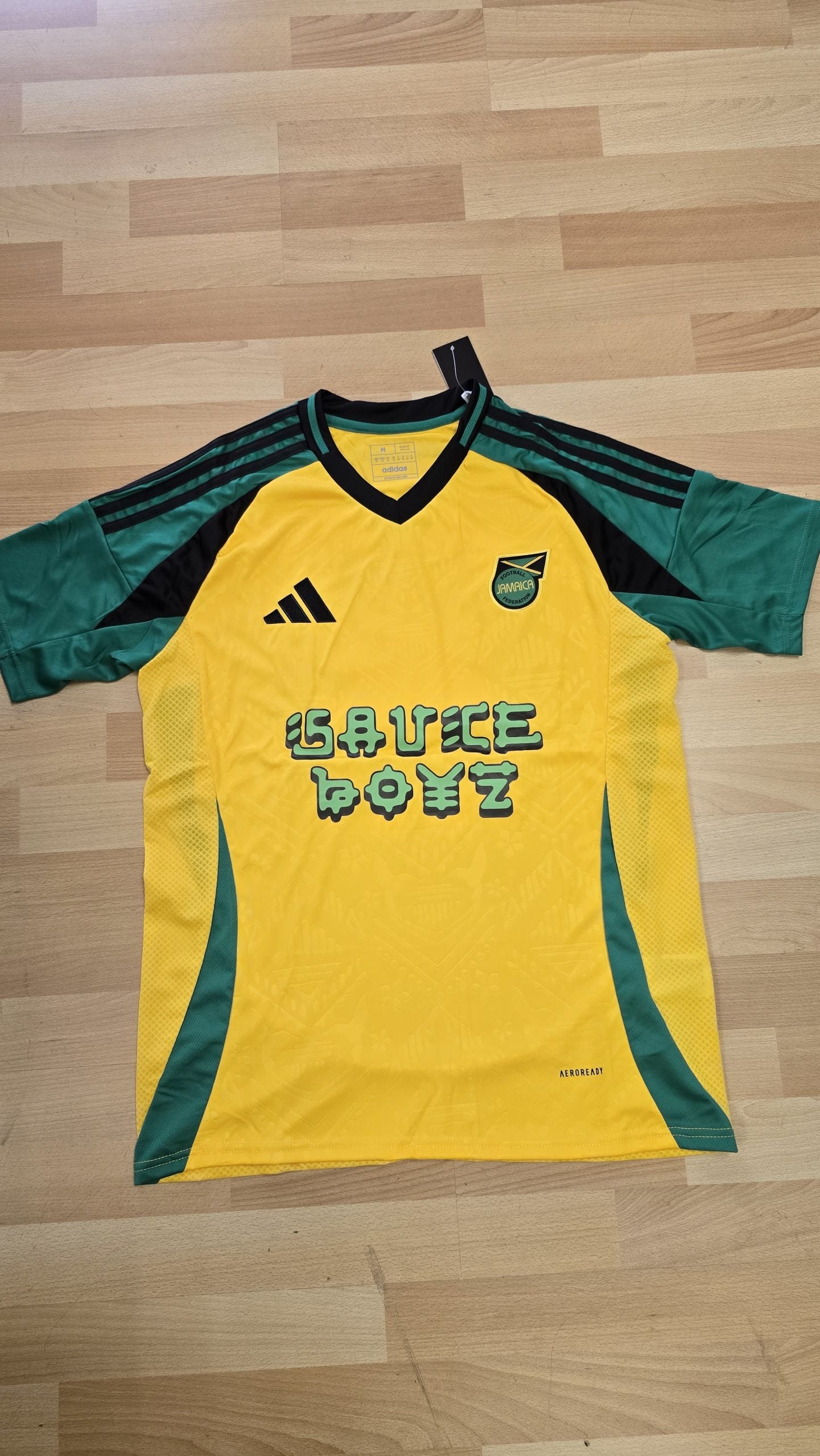 CAMISETA ELADI0 X JAMAICA