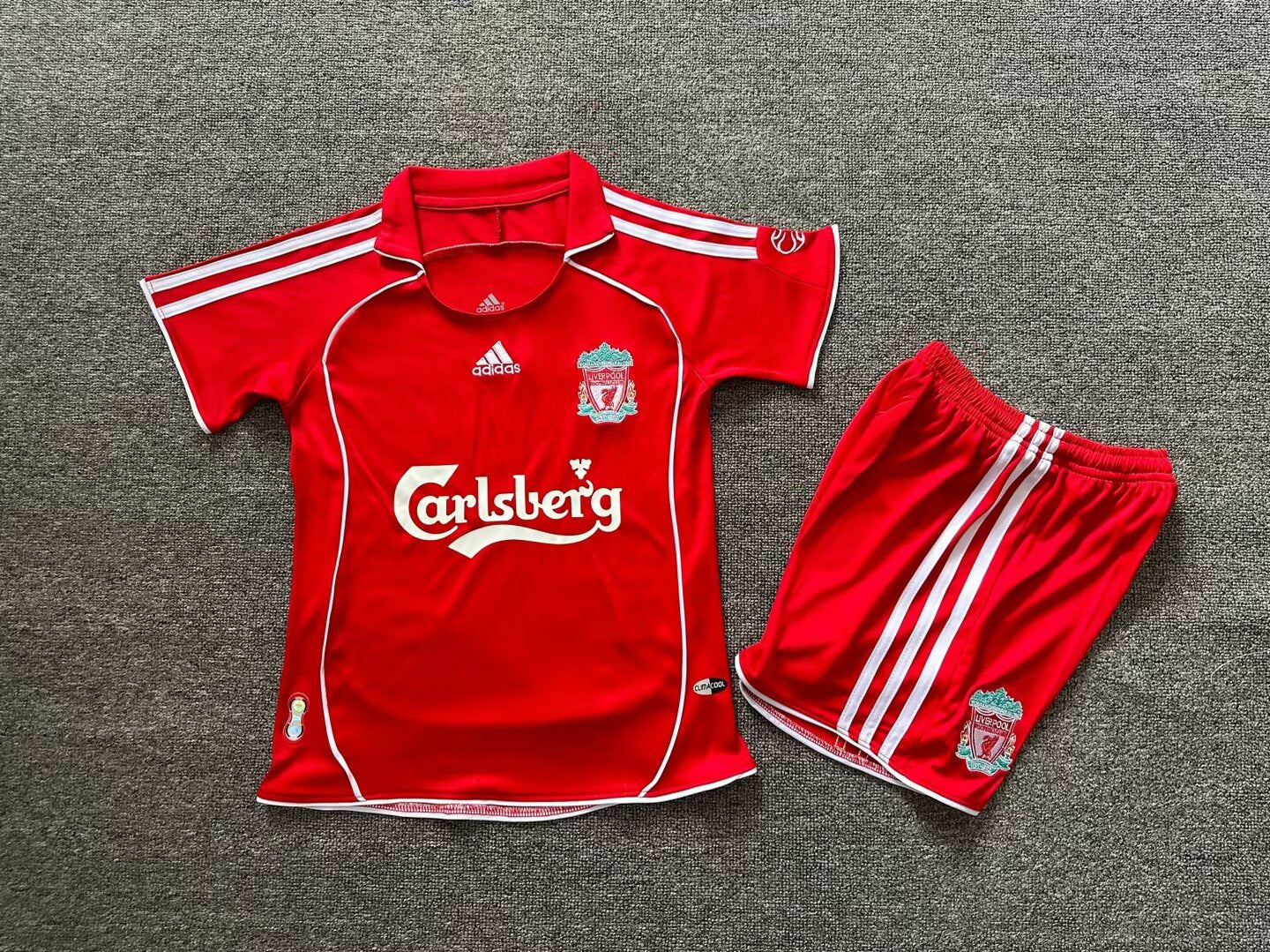 CONJUNTO NIÑO RETRO LIVERPOOL 06/07