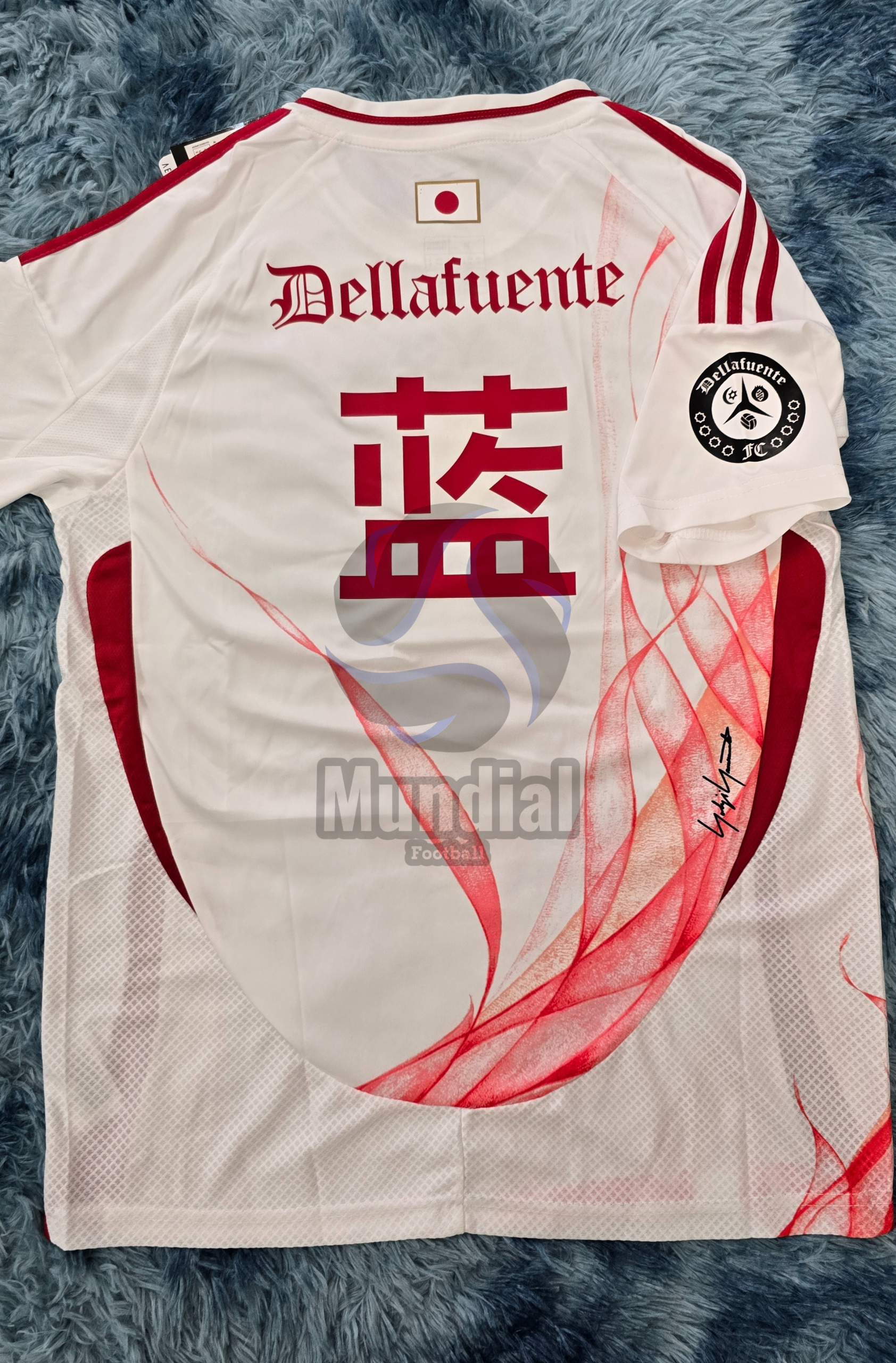 CAMISETA JAPÓN X DELLAFUENTE (2)
