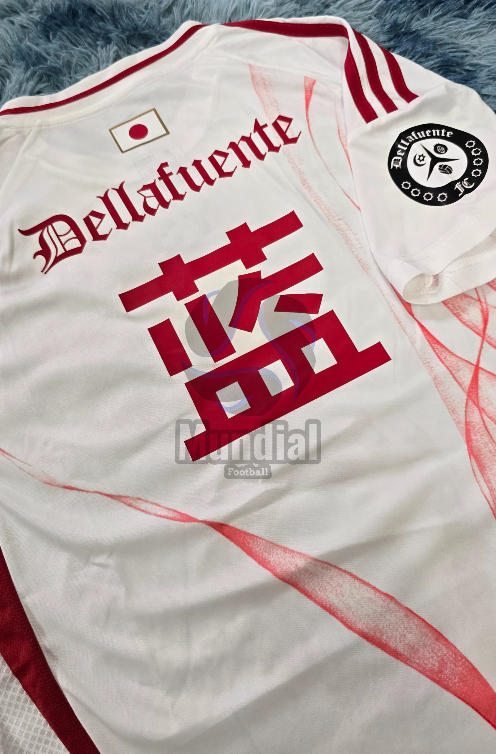 CAMISETA JAPÓN X DELLAFUENTE (2)