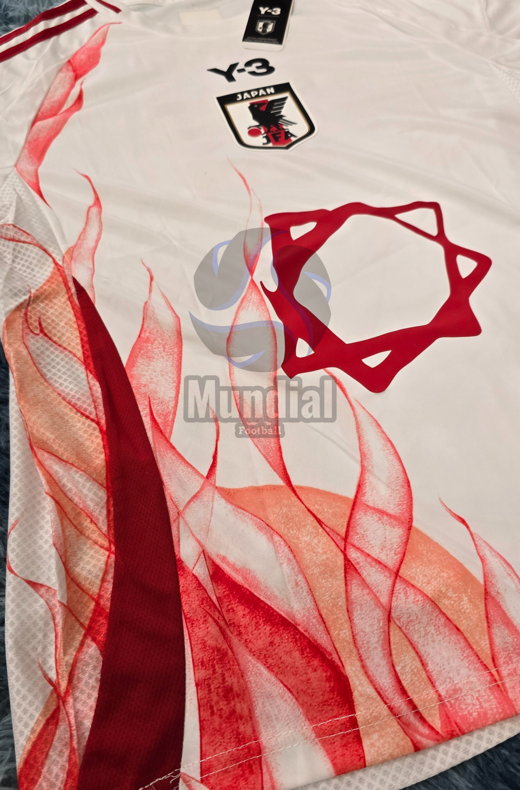 CAMISETA JAPÓN X DELLAFUENTE (2)