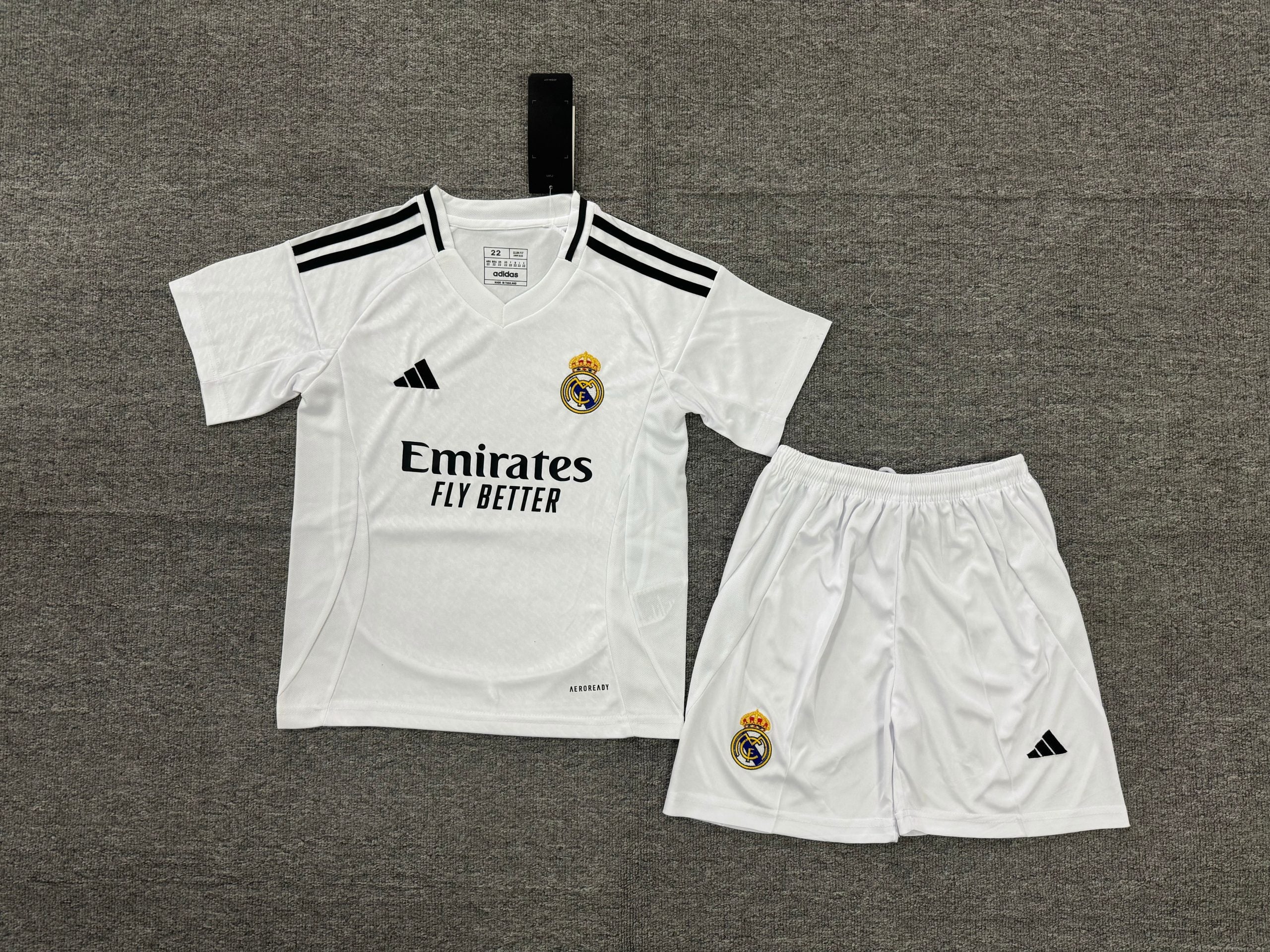 CONJUNTO NIÑO R.M4DR1D 24/25