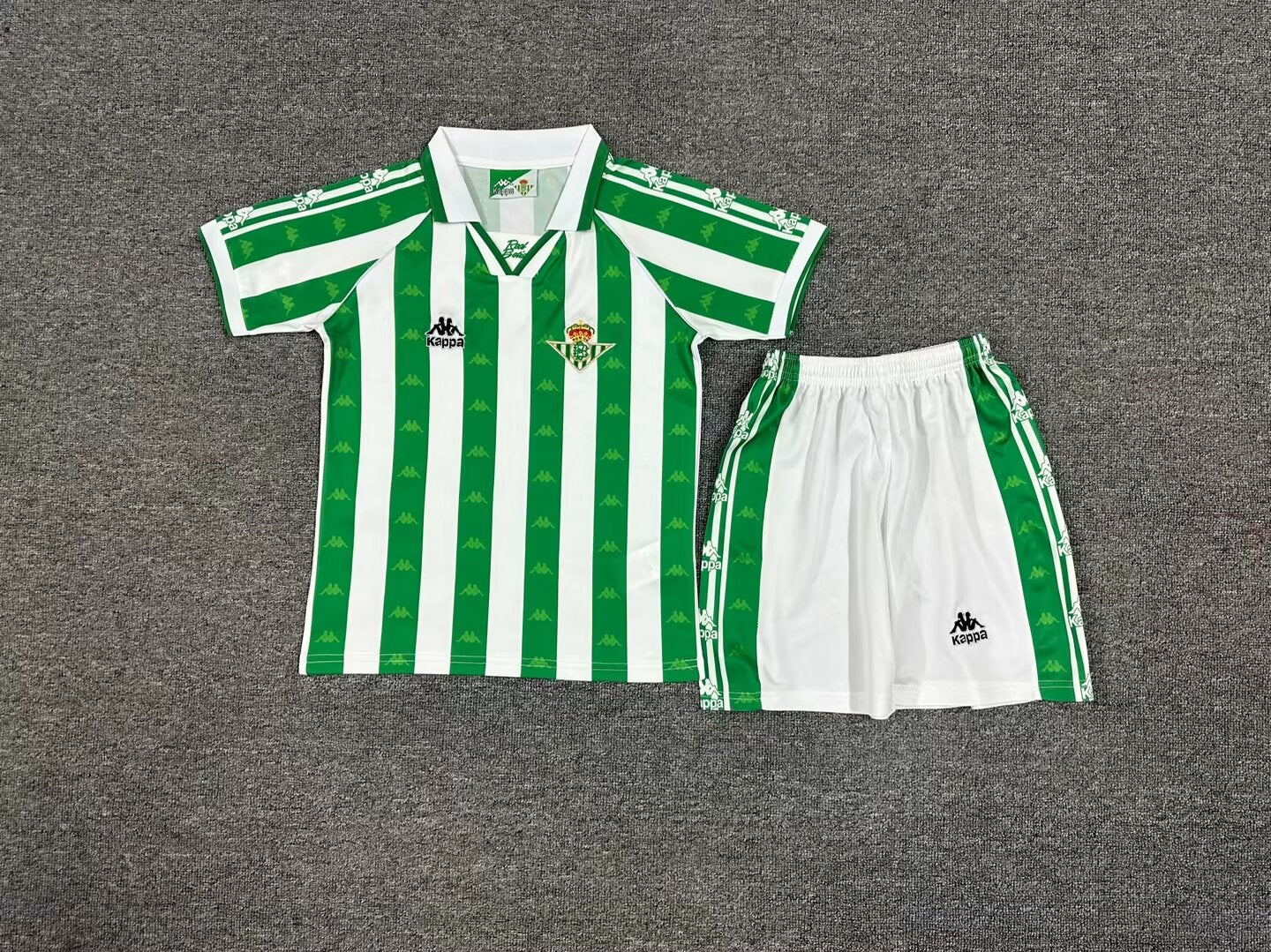 CONJUNTO NIÑO RETRO BETIS 95/97
