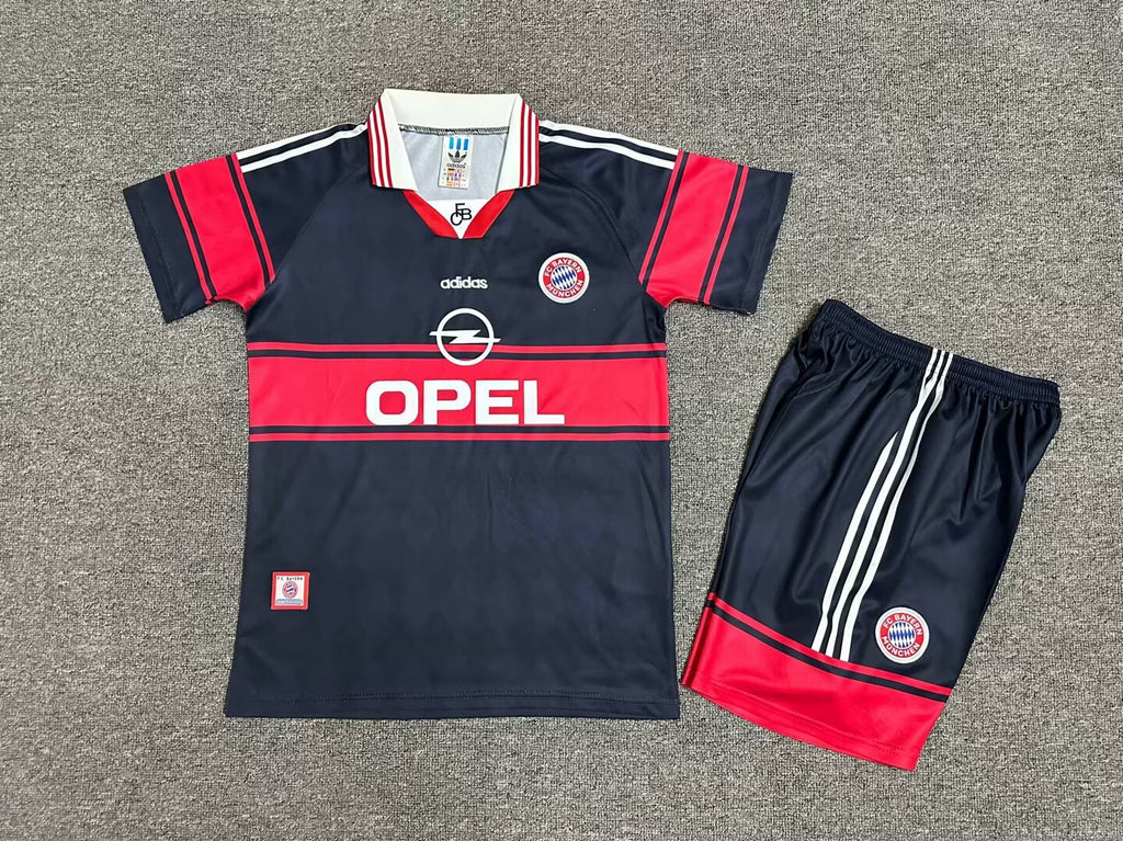 CONJUNTO NIÑO RETRO BAYERN 97/99