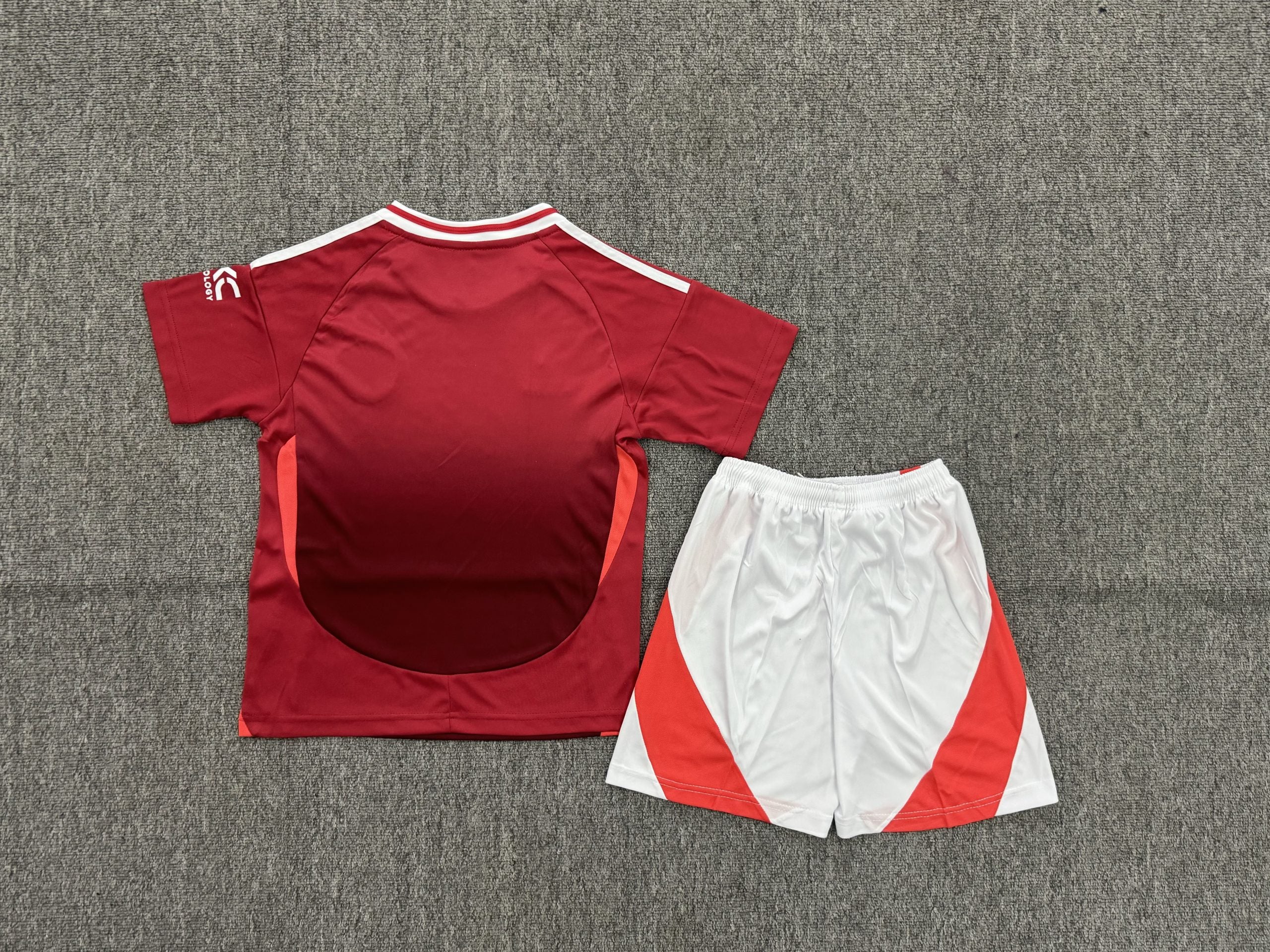 CONJUNTO NIÑO MANCHESTER UNITED 24/25