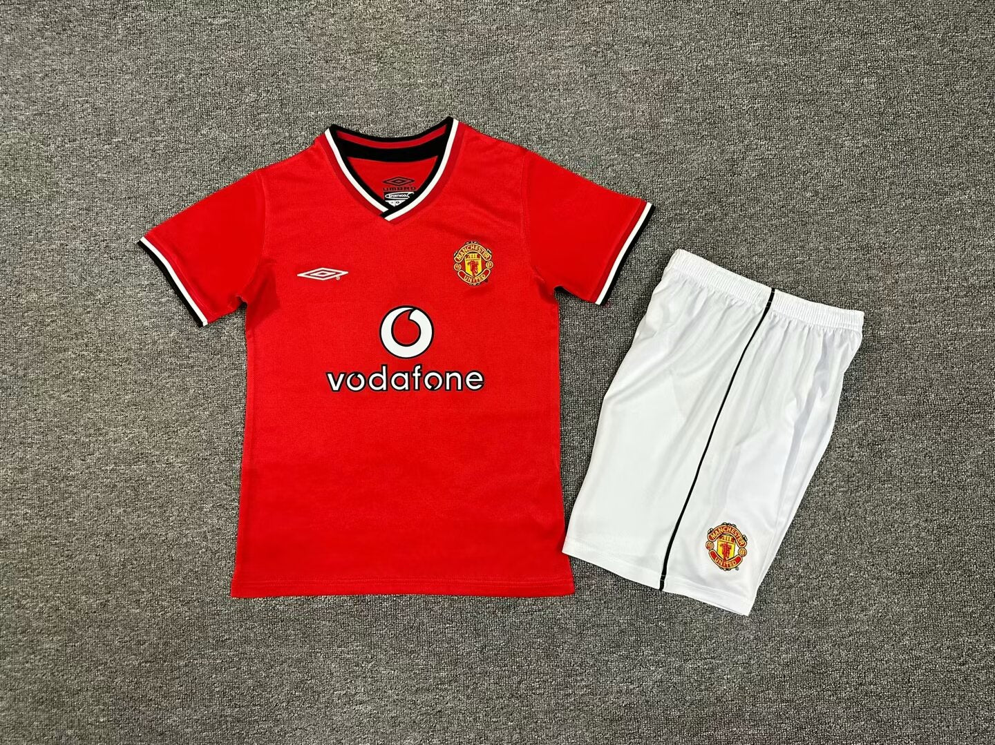CONJUNTO NIÑO RETRO UNITED 12/13