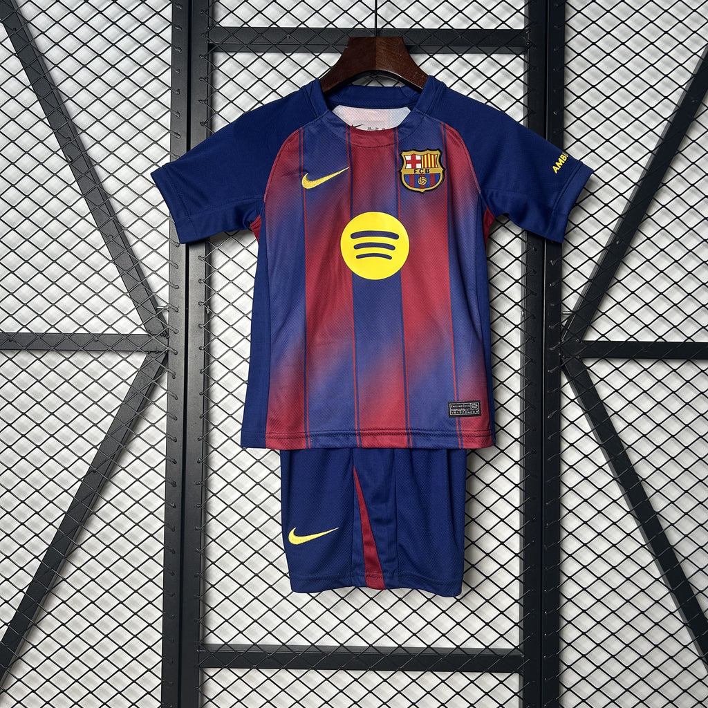 CONJUNTO NIÑO BCN4 25/26