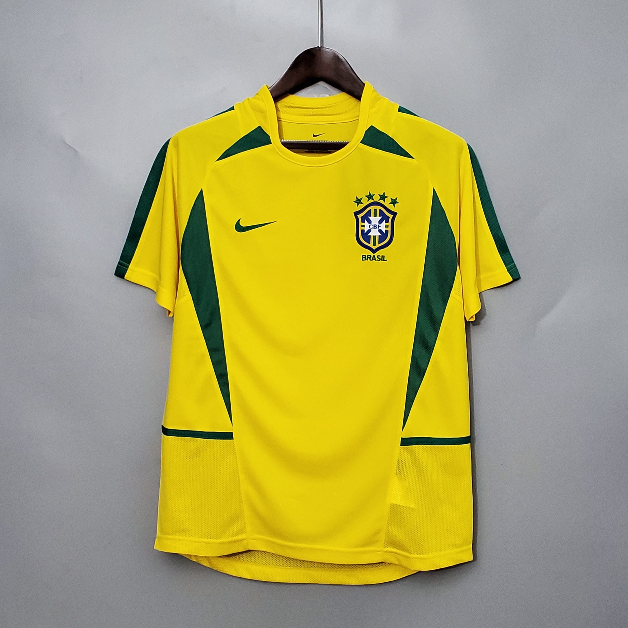 CAMISETA RETRO BRASIL 2002