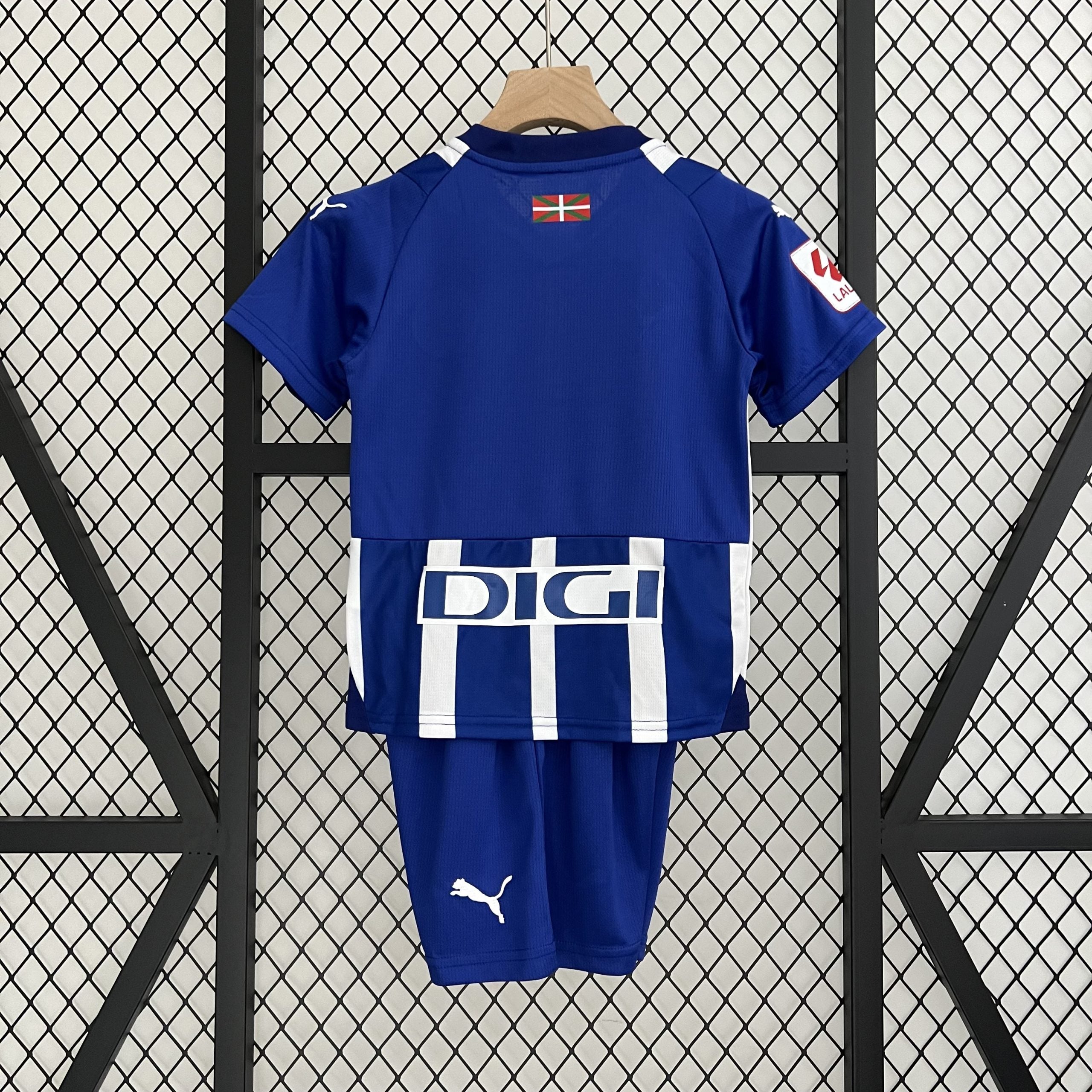 CONJUNTO NIÑO ALAVES 23/24