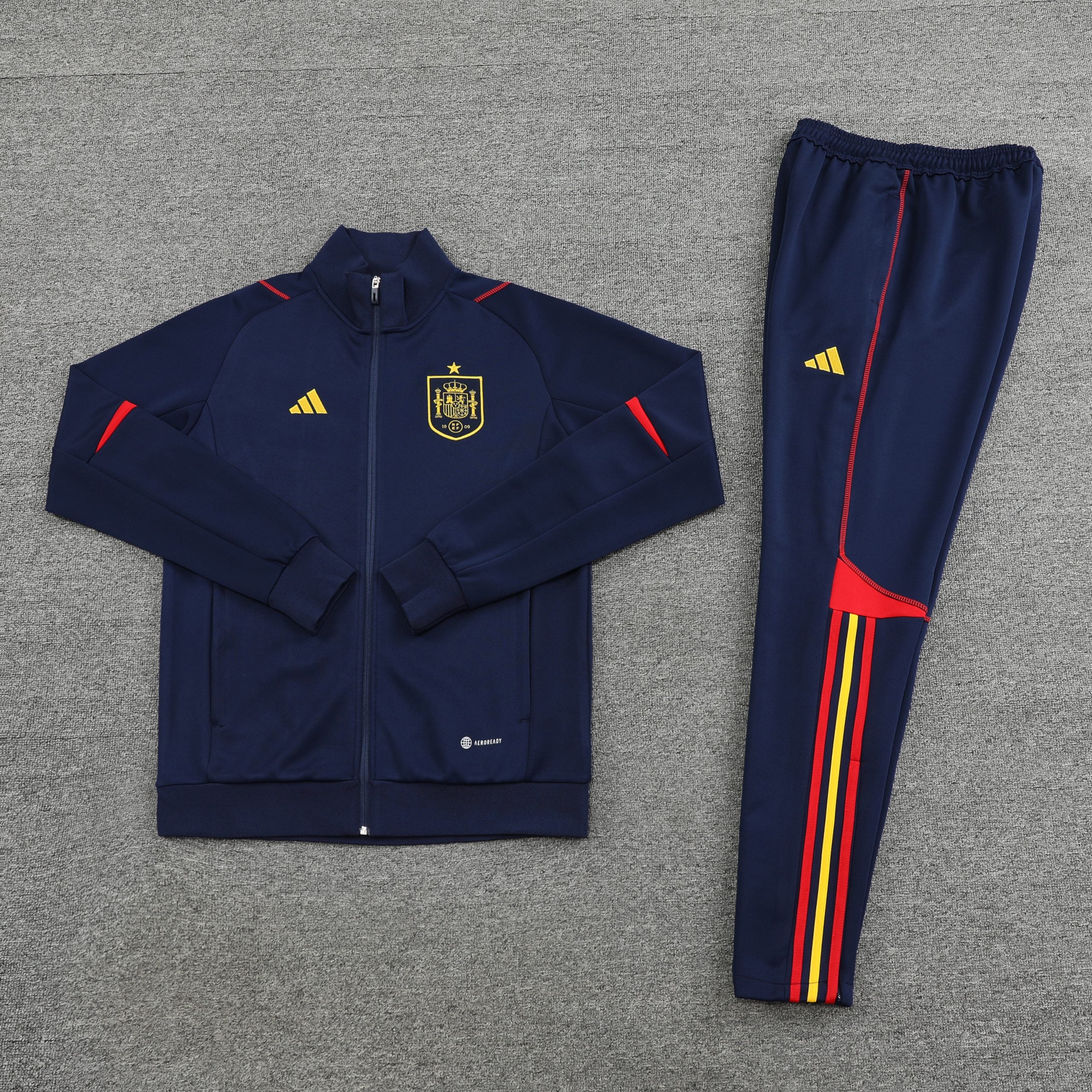 CONJUNTO SELECCIONES ESPAÑA (2)