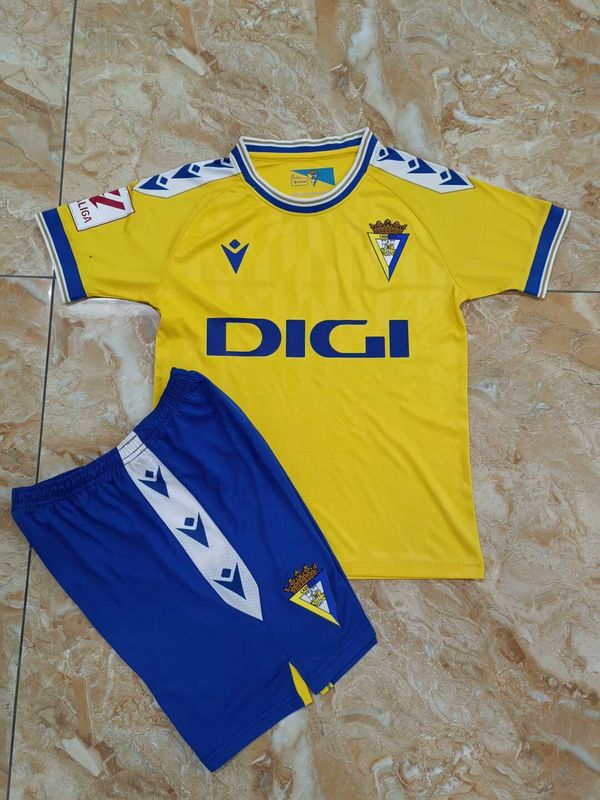CONJUNTO NIÑO CADIZ 23/24