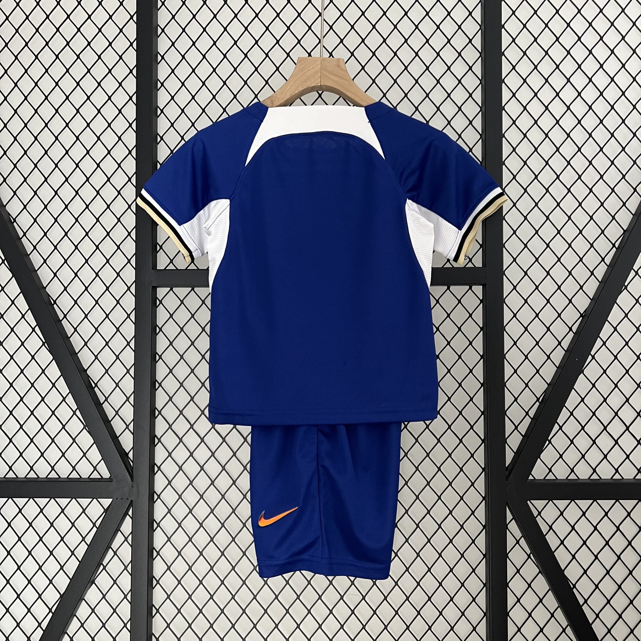 CONJUNTO NIÑO CHELSEA 23/24