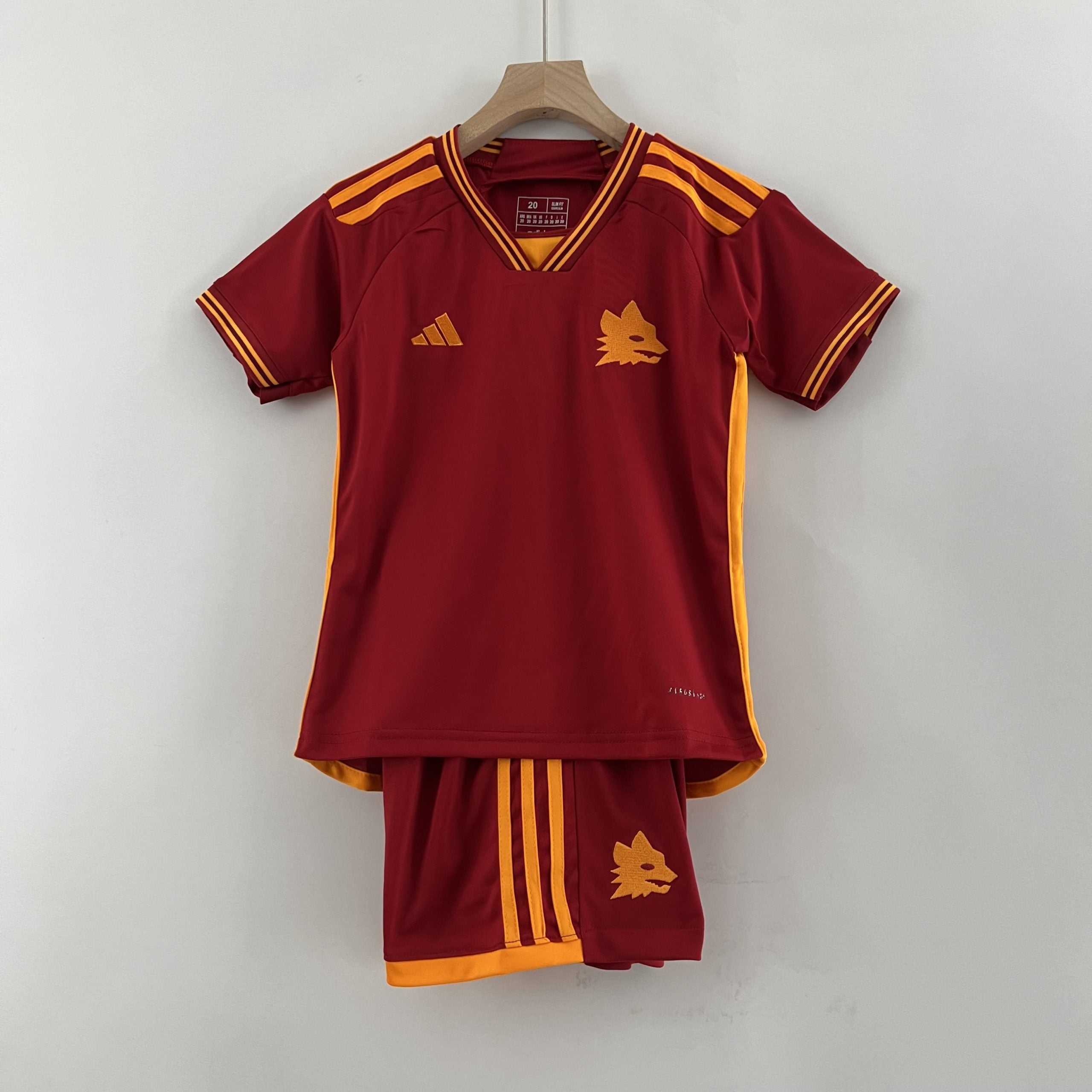 CONJUNTO NIÑO ROMA 23/24