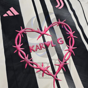 CAMISETA JUV3NTUS X K4R0L G