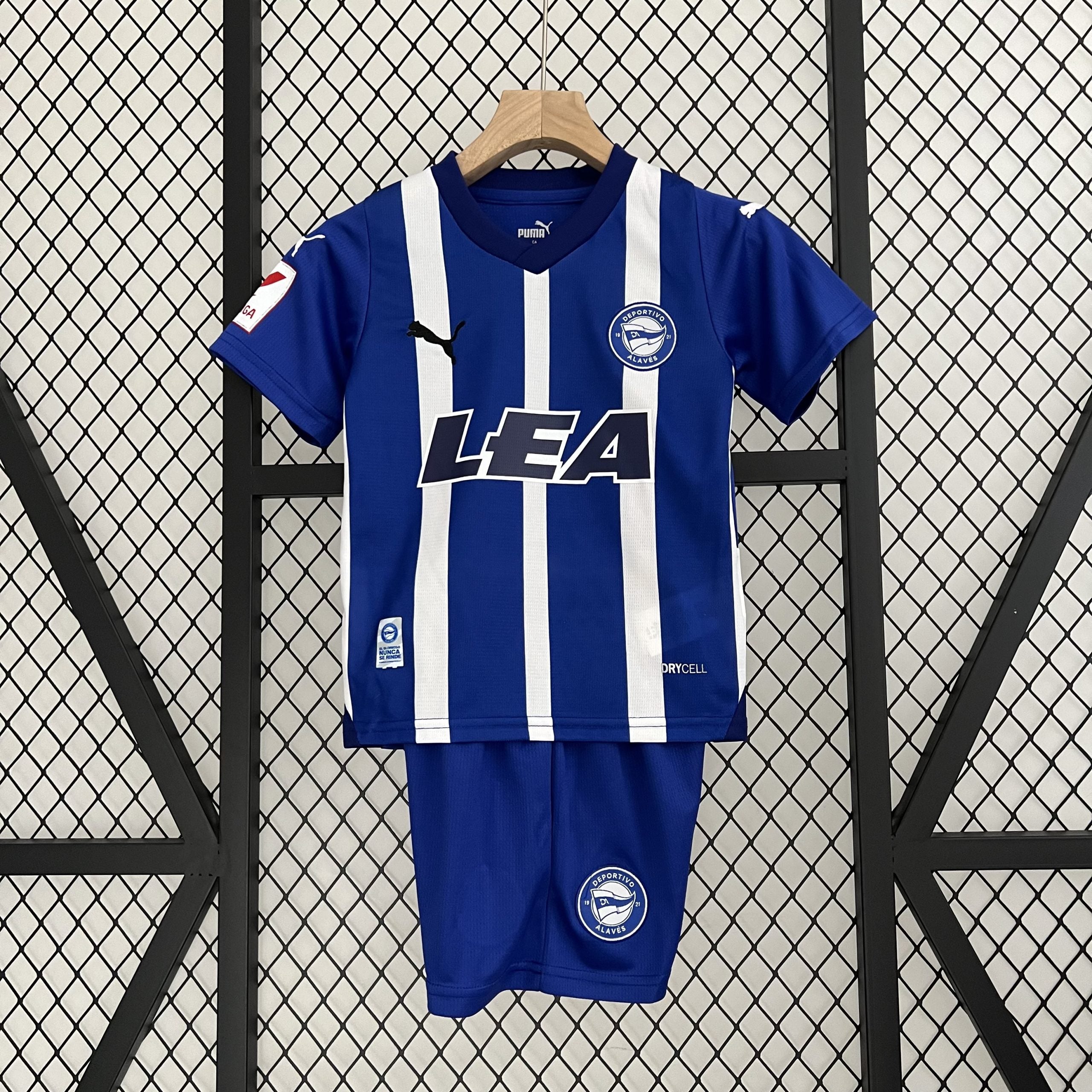CONJUNTO NIÑO ALAVES 23/24