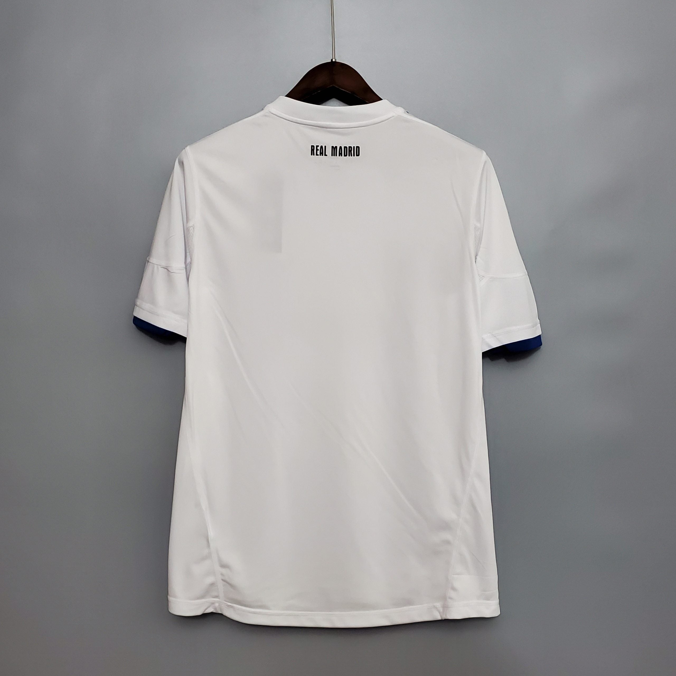 CAMISETA RETRO R.M4DR1D 10/11