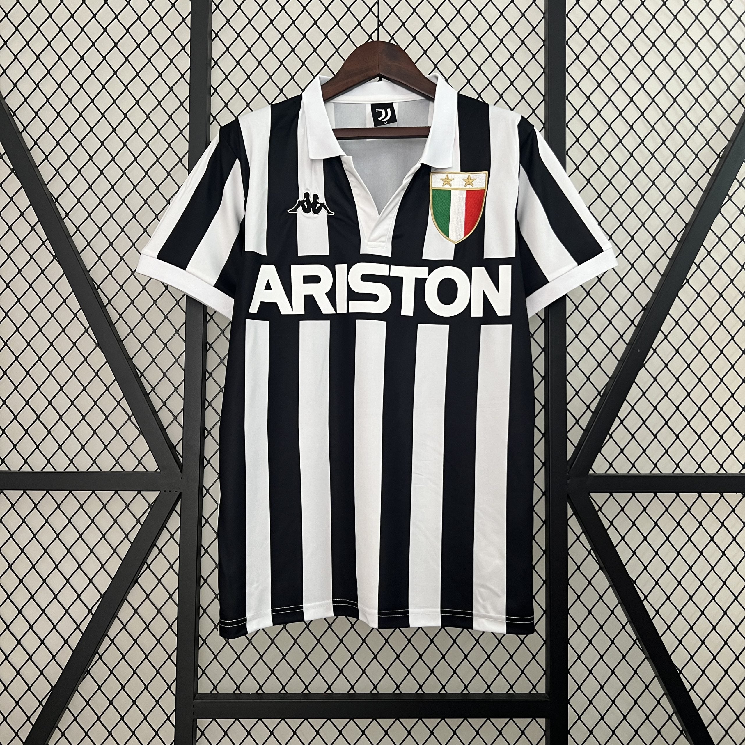 CAMISETA RETRO JUVENTUS 84/85