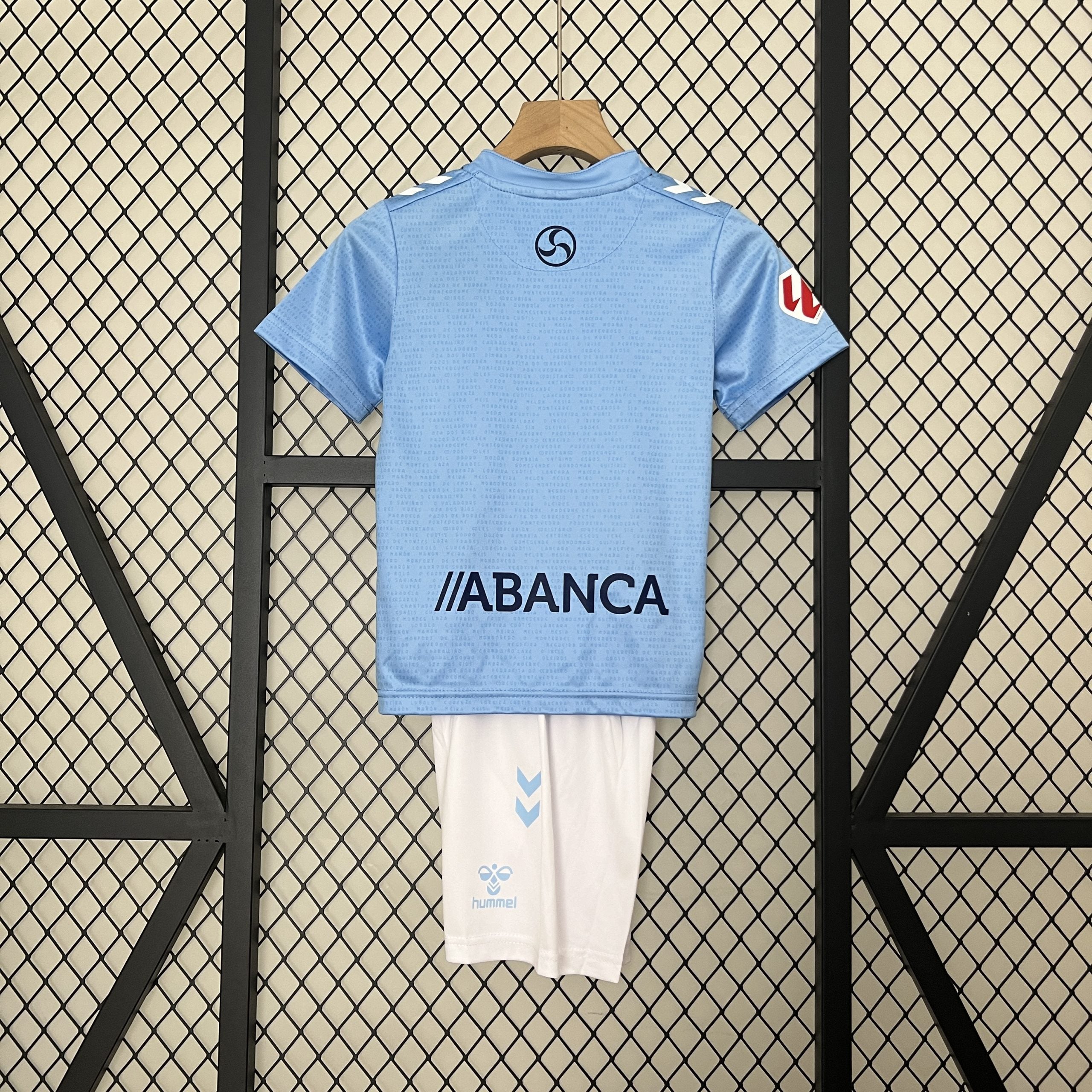CONJUNTO NIÑO CELTA DE VIGO 24/25