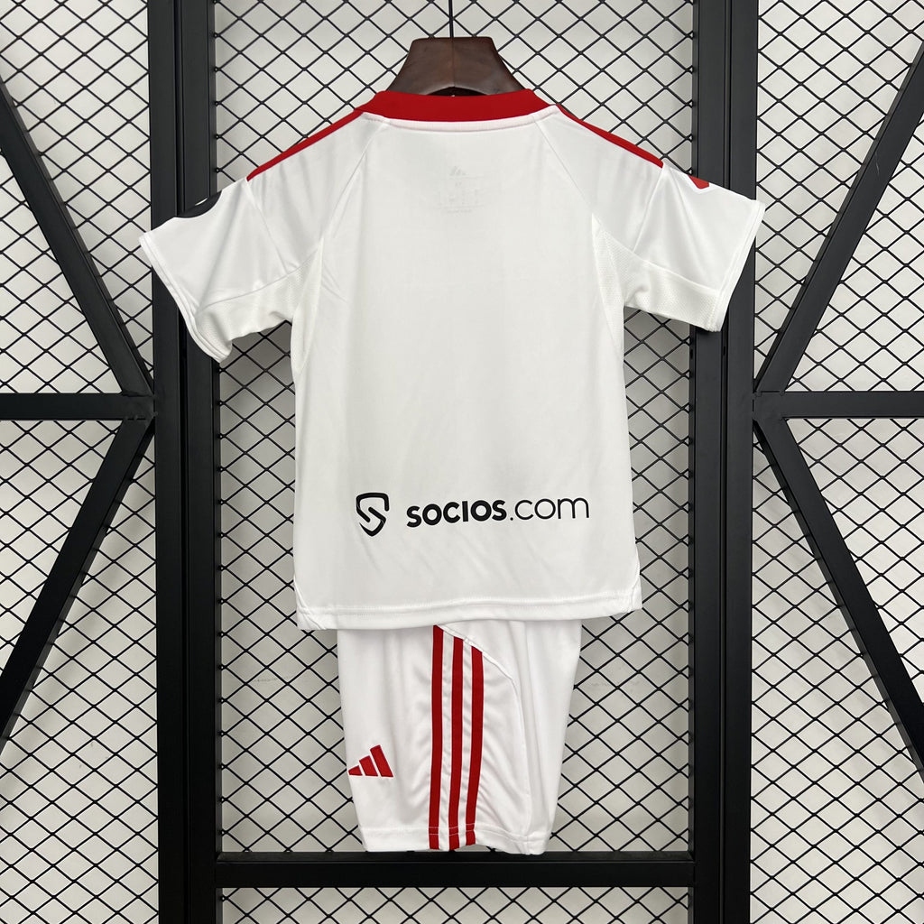 CONJUNTO NIÑO SEVILLA 25/26