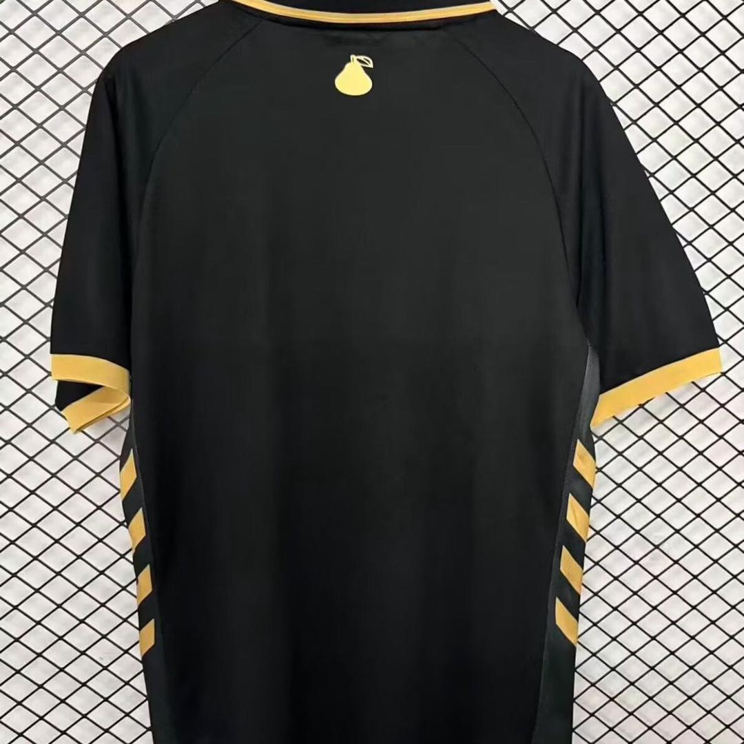 CAMISETA ILLOJUAN X MALAGA