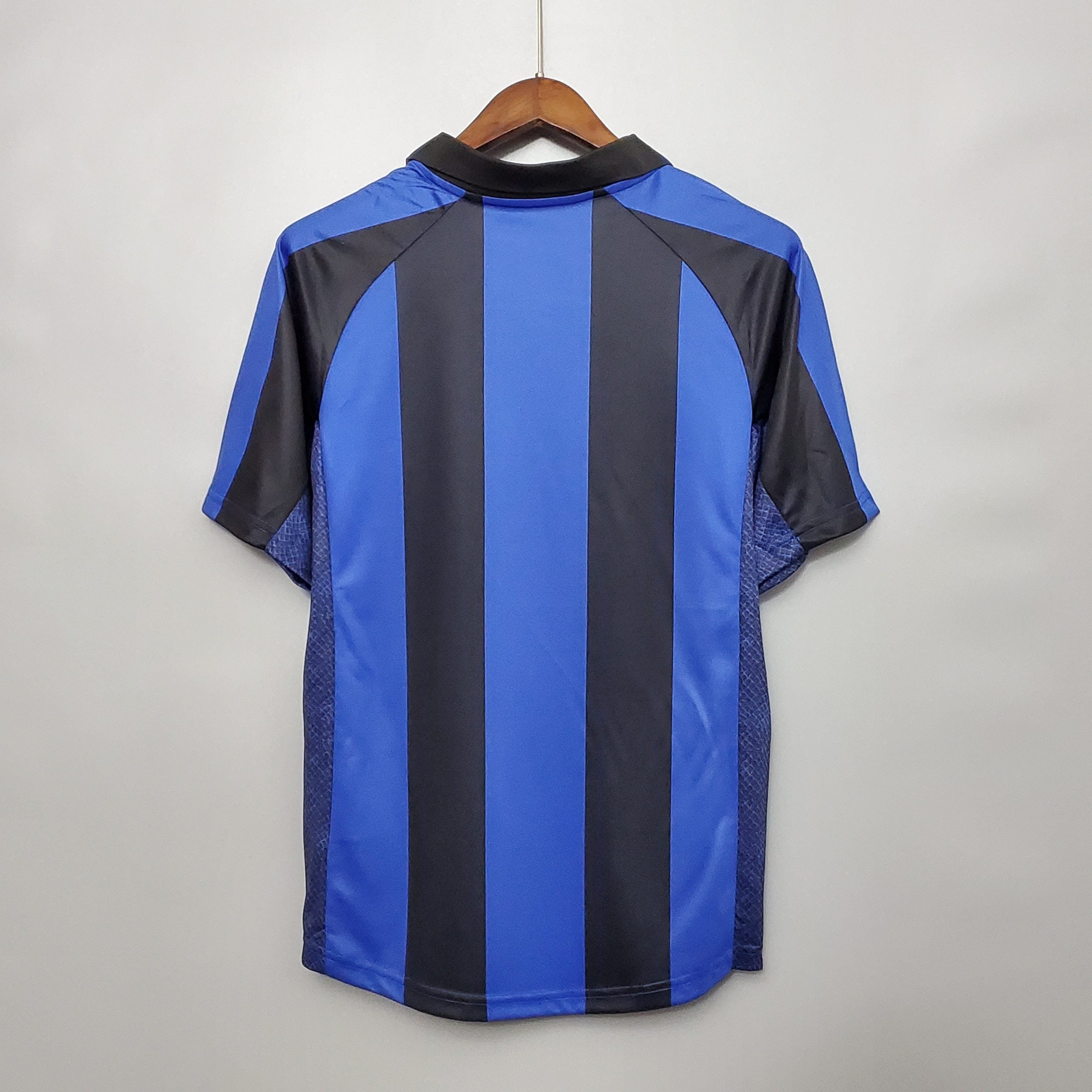 CAMISETA RETRO INTER DE MILAN 01/02