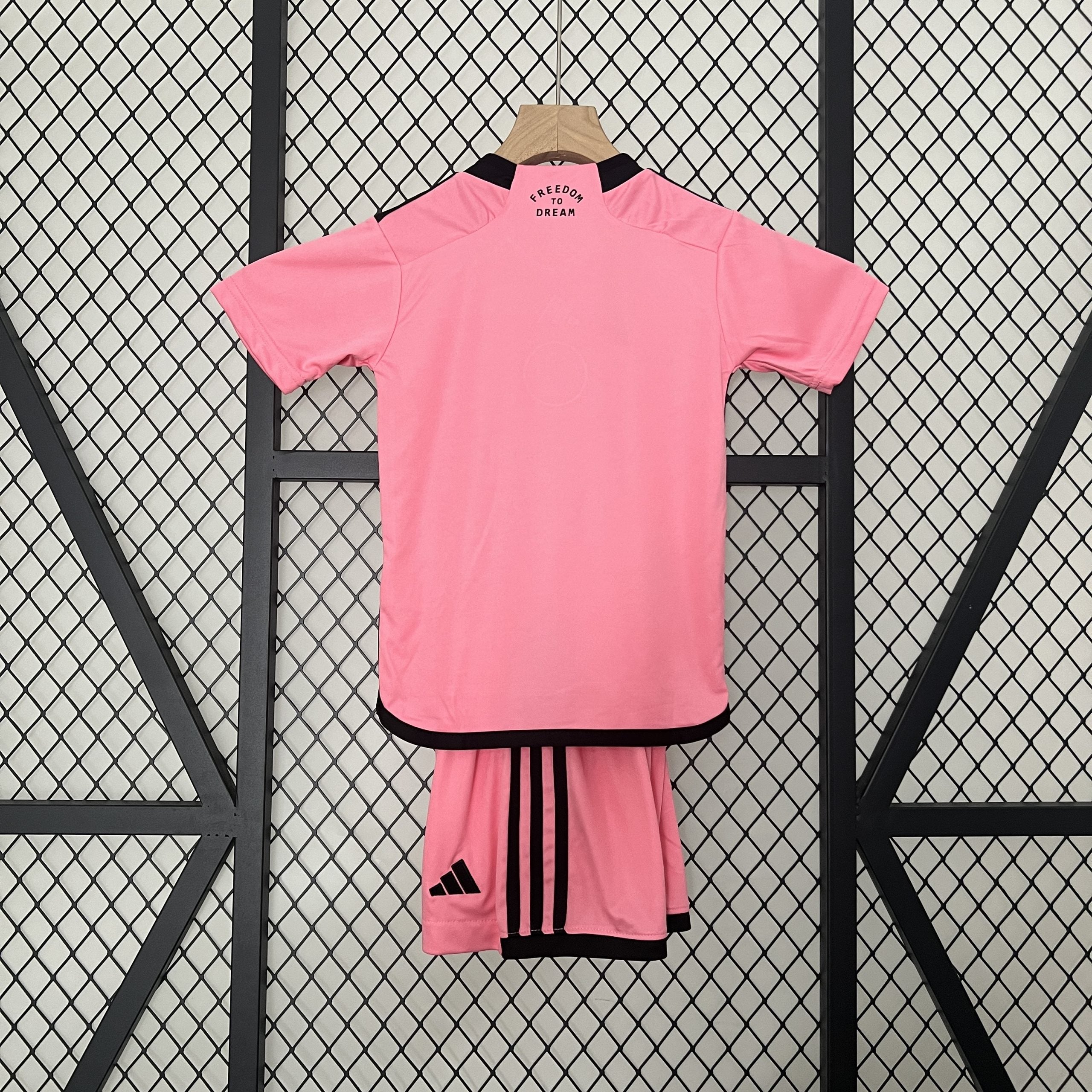 CONJUNTO NIÑO INTER DE MIAMI (2) 24/25