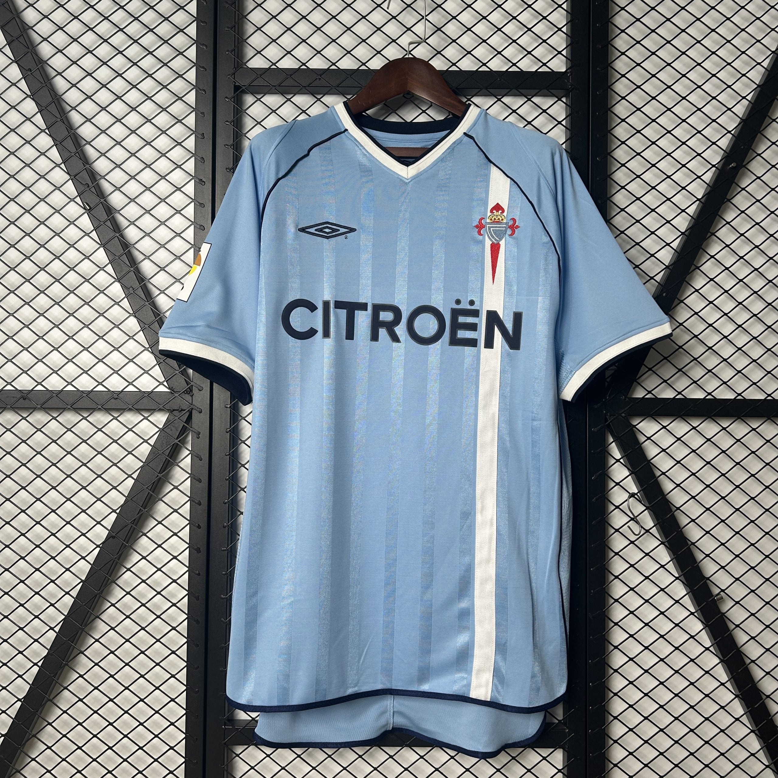CAMISETA RETRO CELTA 01/02