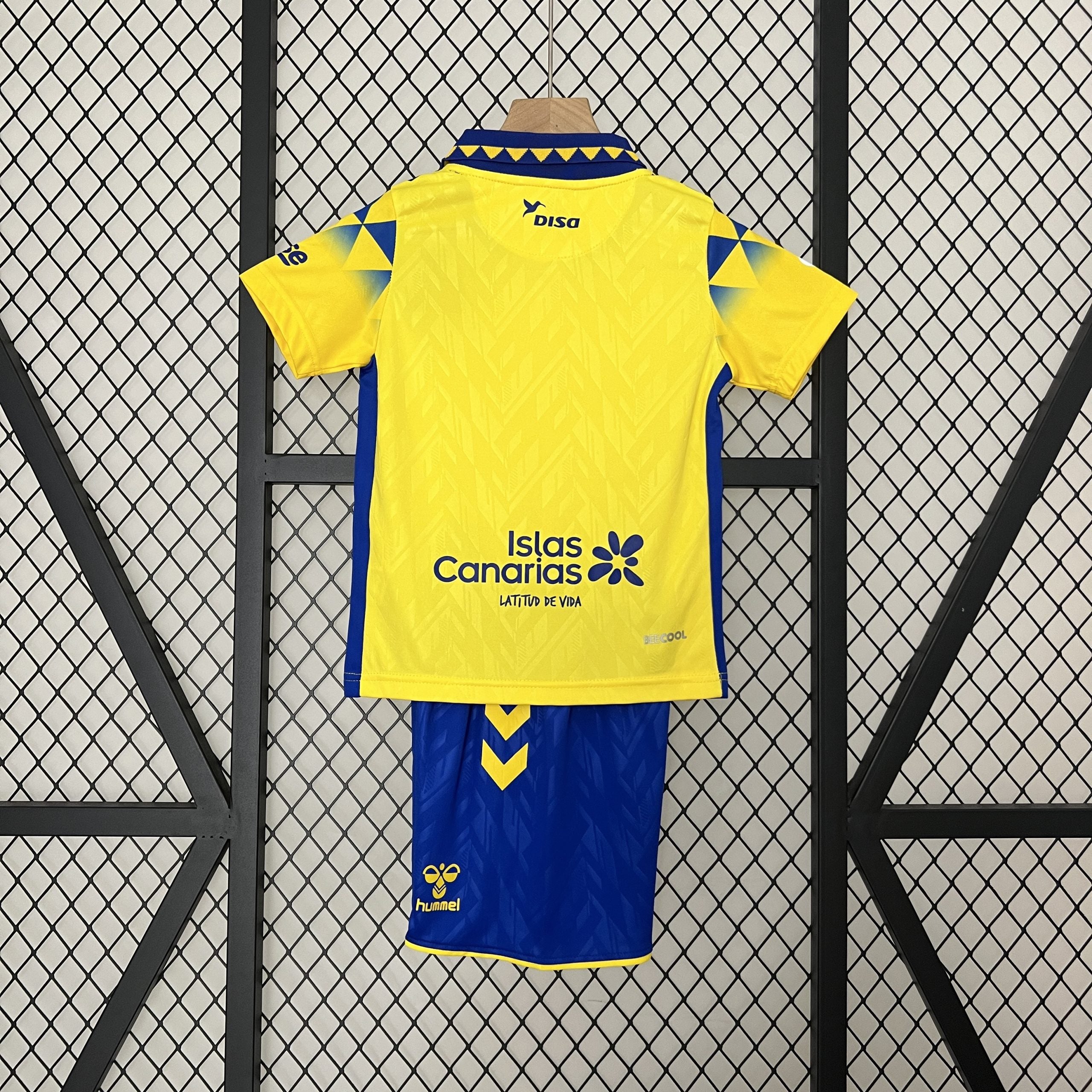 CONJUNTO NIÑO LAS PALMAS 24/25