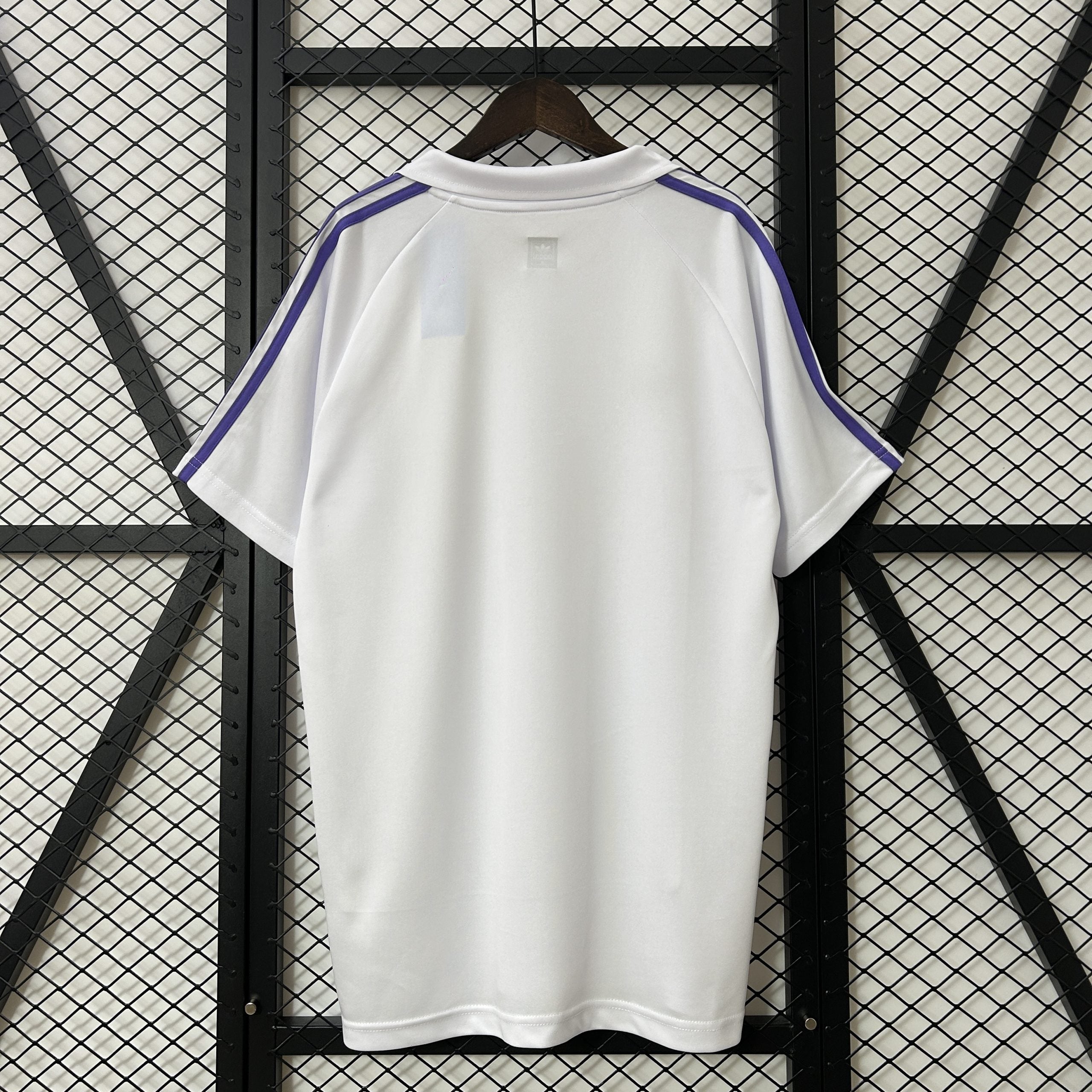 CAMISETA RETRO R.M4DR1D 84/85