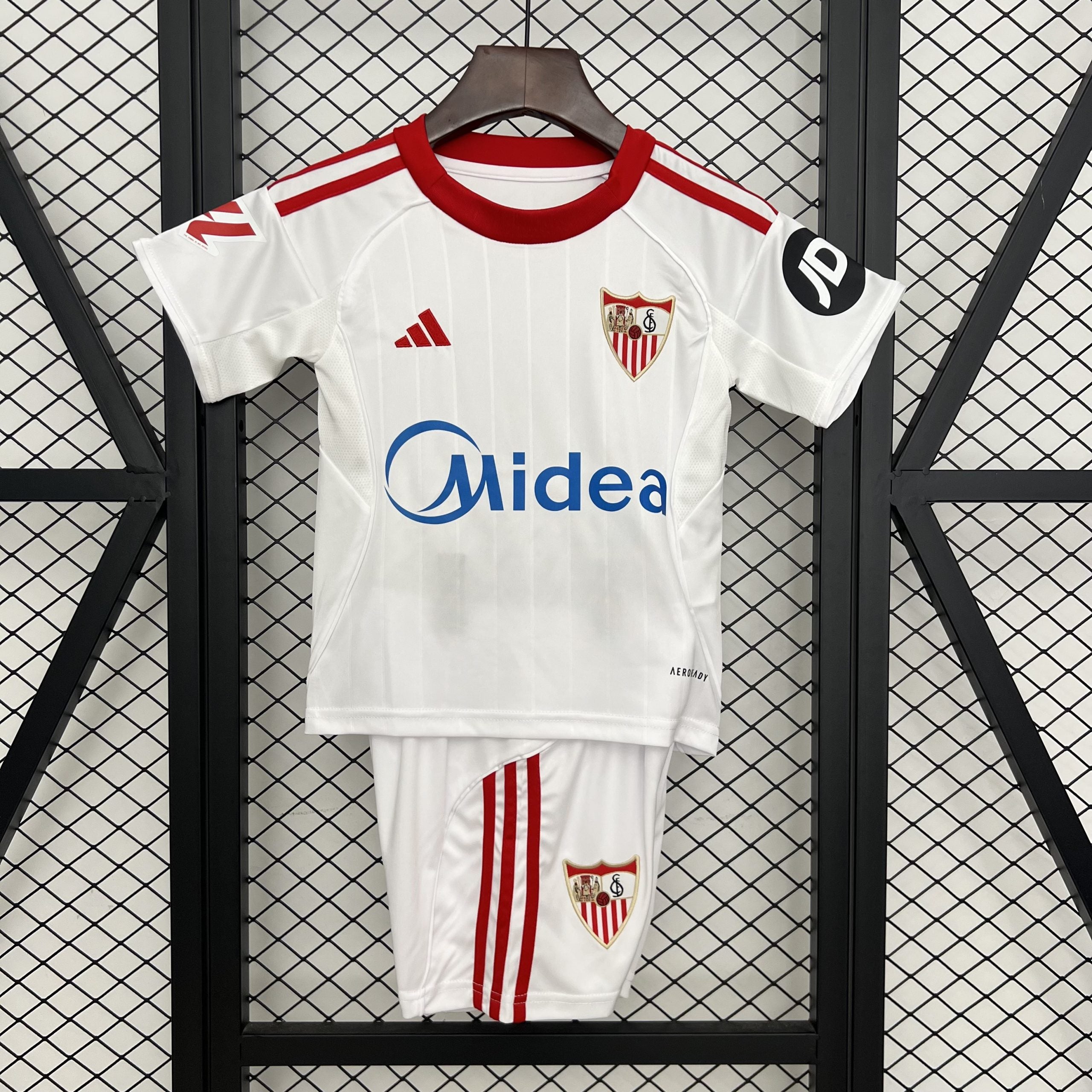 CONJUNTO NIÑO SEVILLA 25/26