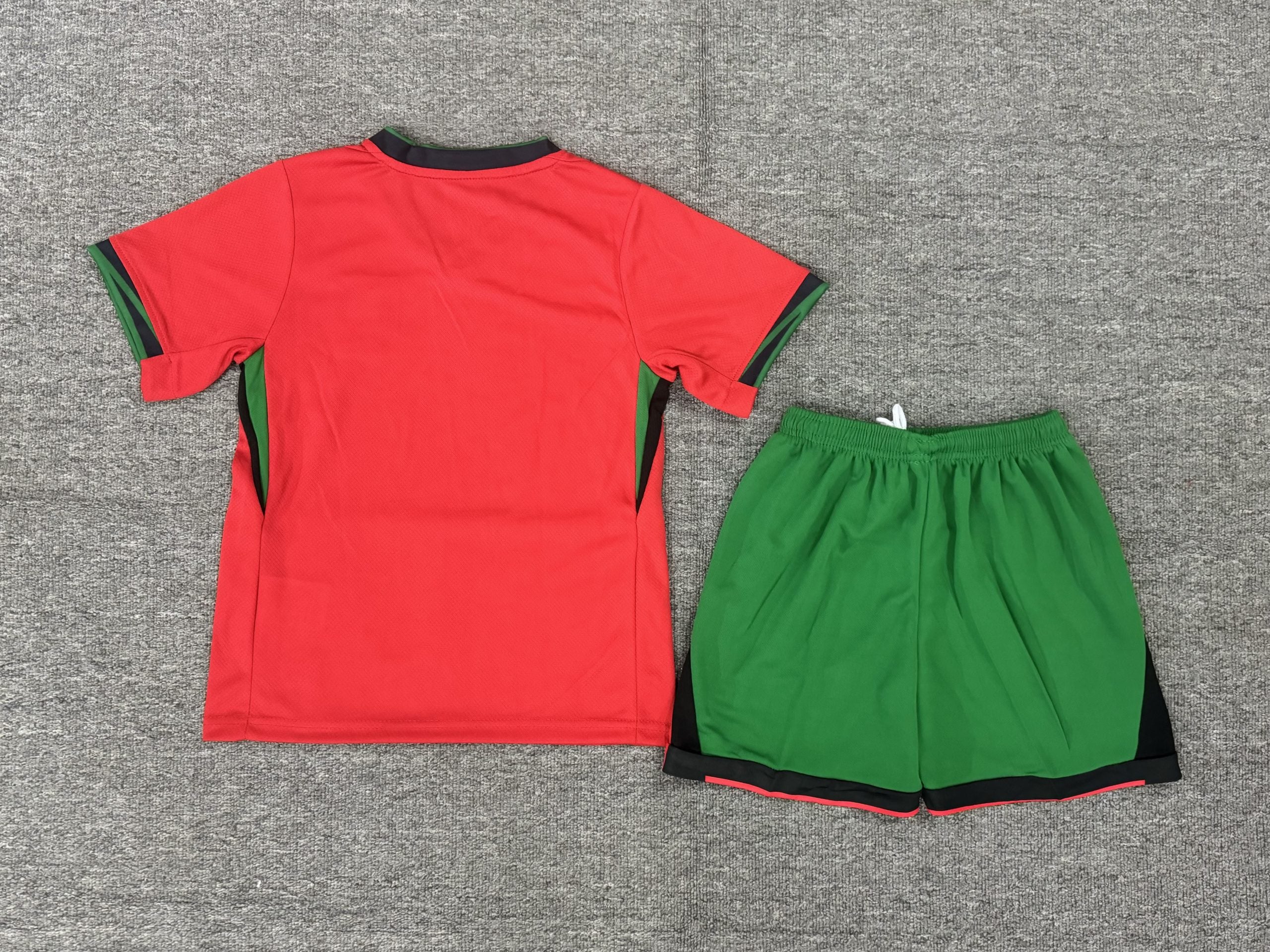 CONJUNTO NIÑO PORTUGAL 24/25