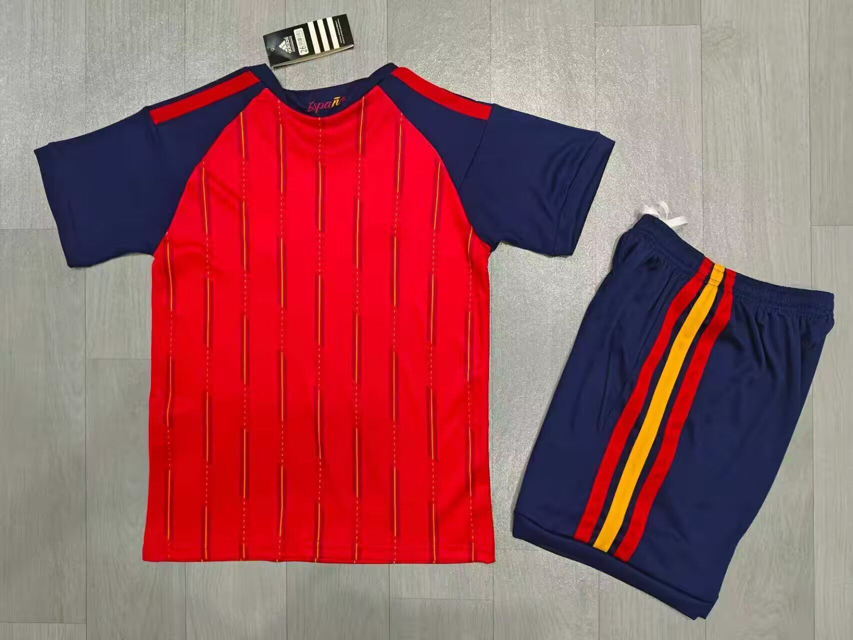 CONJUNTO NIÑO ESPAÑA