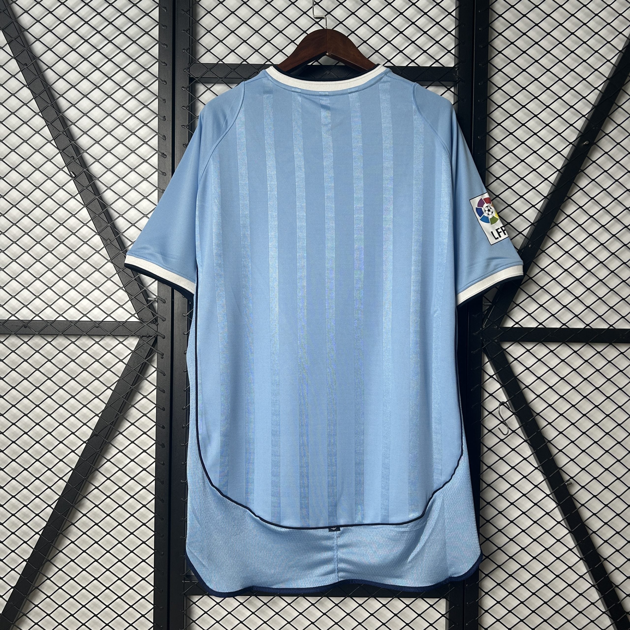 CAMISETA RETRO CELTA 01/02